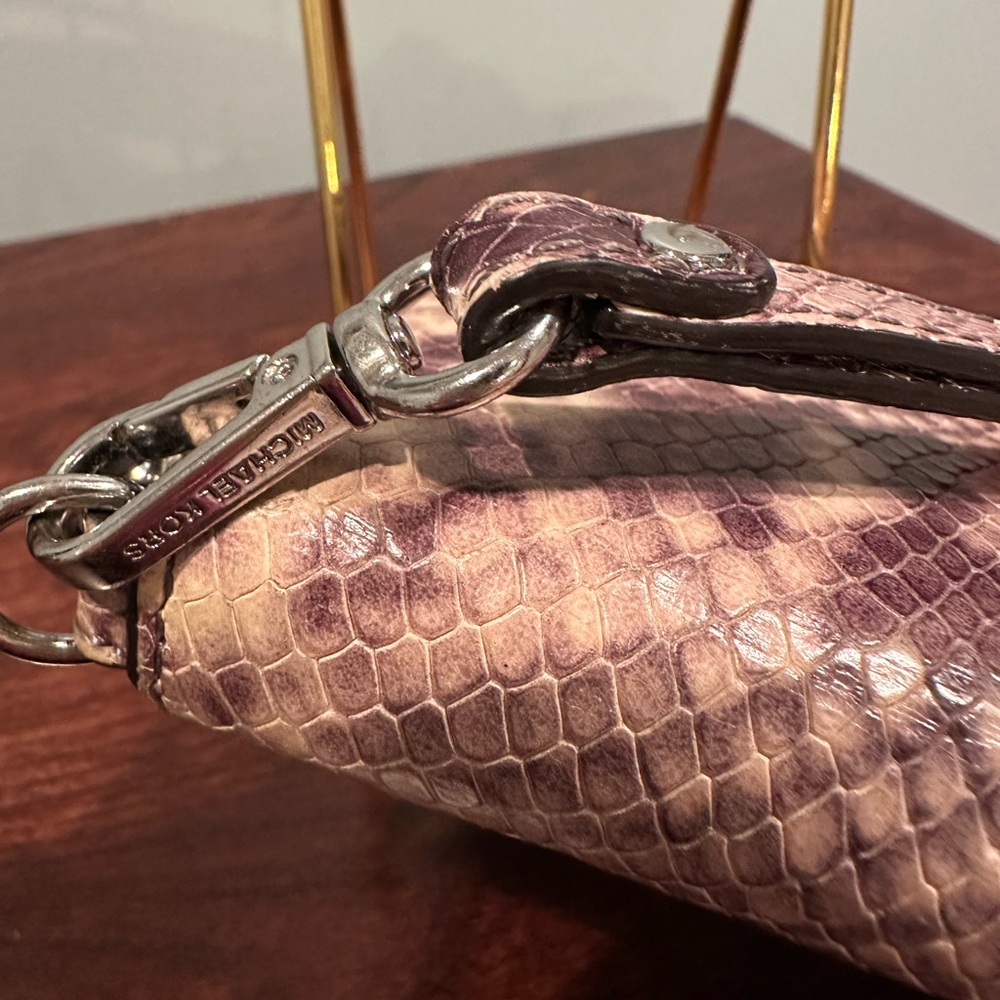 Michael Kors Snake Print Shoulder Bag with Matching wristlet/wallet - Picture 14 of 16